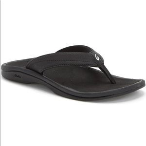 Black Women’s Olukai Flip Flop